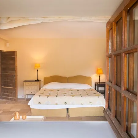 Pomayrede Chateau Sleeps 16 Pool Air Con