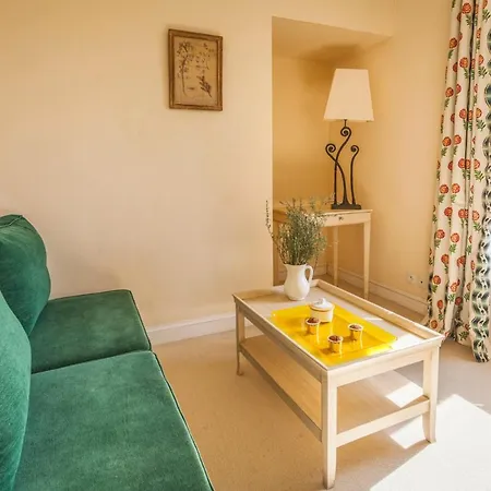 Pomayrede Chateau Sleeps 16 Pool Air Con *