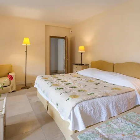 بيت للعطل Pomayrede Chateau Sleeps 16 Pool Air Con